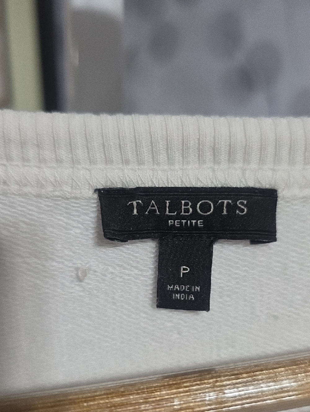 Talbots Nantucket Sweatshirt with Red & Light Blue Nautical Embroidery - Picture 3 of 9